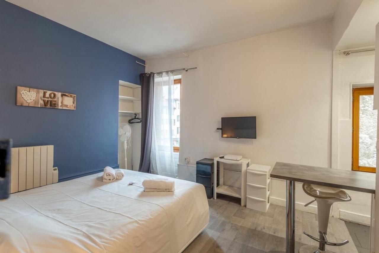 Studio For 2 Located In The City Center Apartment Анси Екстериор снимка